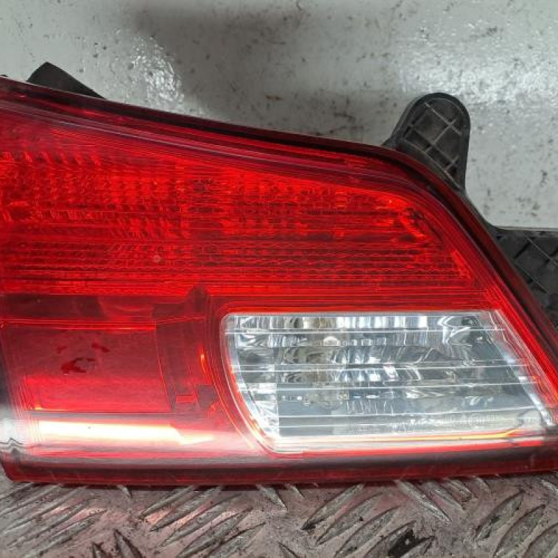 Feu arriere secondaire gauche (feux) SUBARU OUTBACK 3