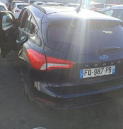 Feu arriere secondaire droit (feux) FORD FOCUS 4 Photo n°8