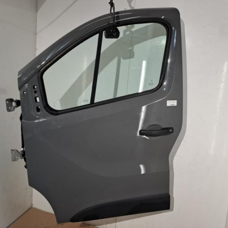Porte avant gauche RENAULT TRAFIC 3 COURT