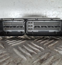 Calculateur moteur AUDI A6 3 Photo n°3