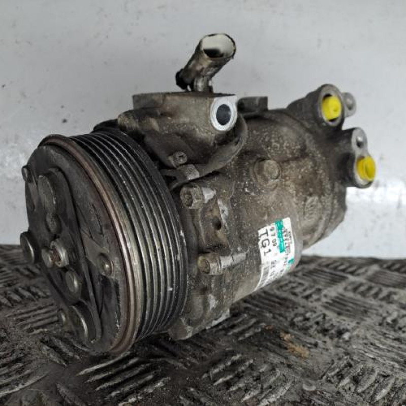 Compresseur clim OPEL AGILA B