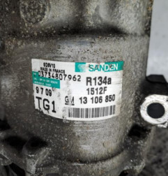 Compresseur clim OPEL AGILA B Photo n°3