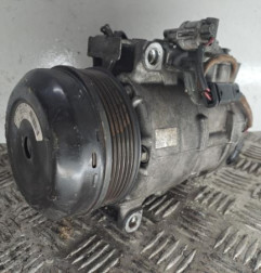 Compresseur clim MERCEDES CLASSE C 204 Photo n°1