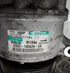 Compresseur clim JAGUAR XF 1 Photo n°3