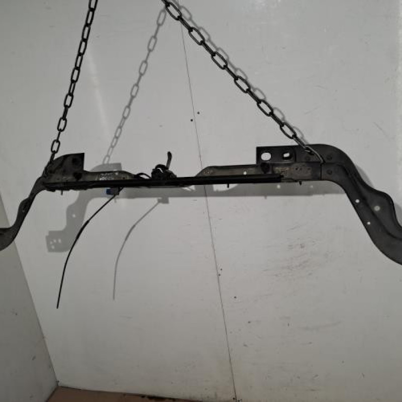 Traverse superieure PEUGEOT BIPPER