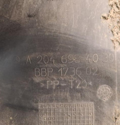 Pare boue avant droit MERCEDES CLASSE C 204 Photo n°4