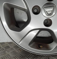 Jante DACIA LOGAN MCV 2 Photo n°3