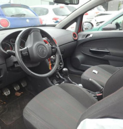 Capot OPEL CORSA D Photo n°8