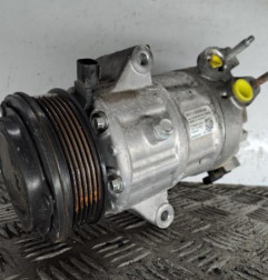 Compresseur clim FORD FOCUS 4 Photo n°1