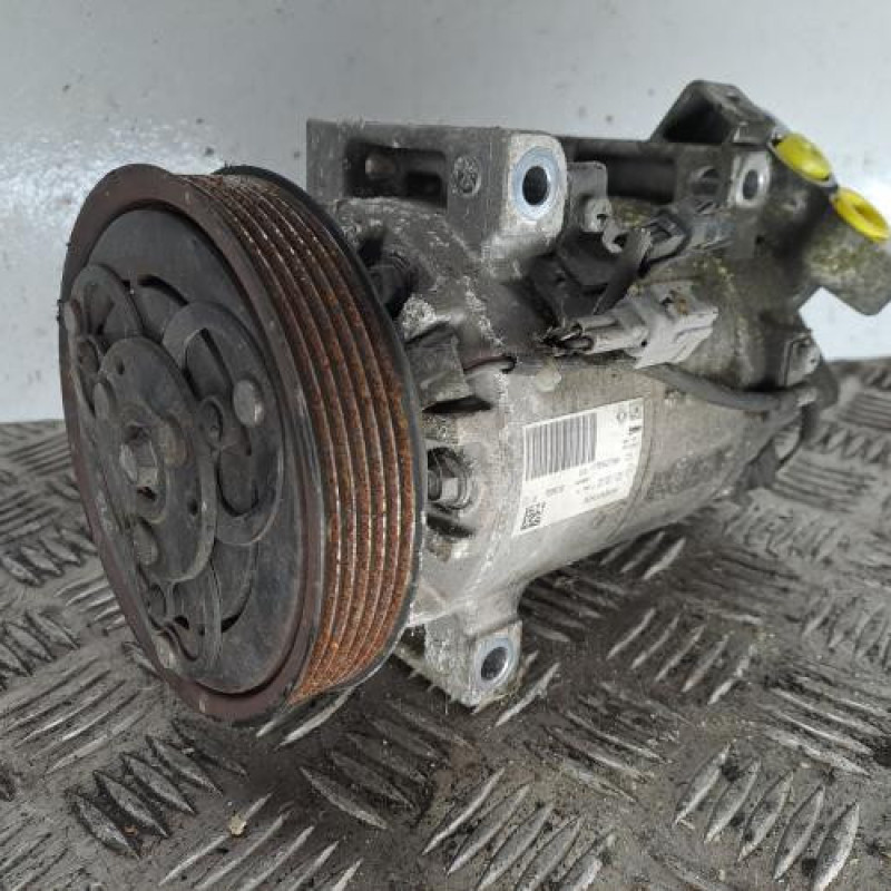 Compresseur clim RENAULT CLIO 4