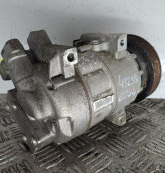 Compresseur clim RENAULT CLIO 4