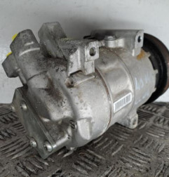 Compresseur clim RENAULT CLIO 4