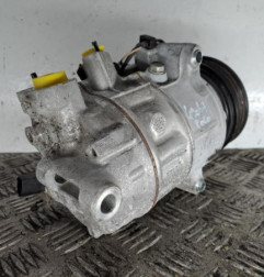 Compresseur clim VOLKSWAGEN POLO 6