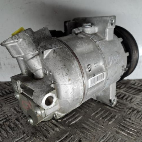 Compresseur clim RENAULT CAPTUR 1