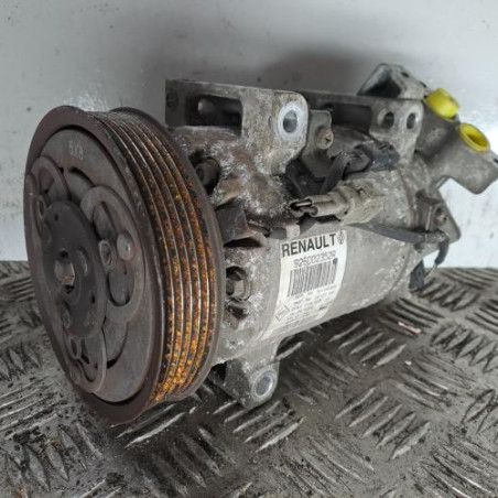 Compresseur clim RENAULT CLIO 4 Photo n°1