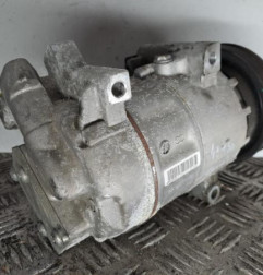 Compresseur clim RENAULT CLIO 4
