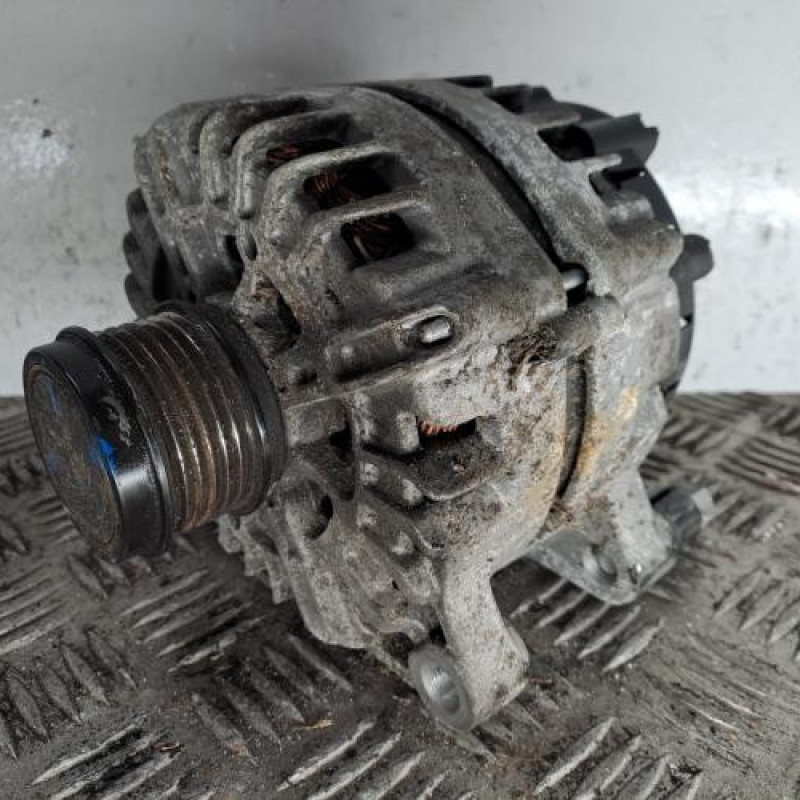 Alternateur PEUGEOT 208 1