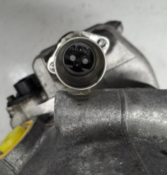 Compresseur clim VOLVO V 60 3 Photo n°3