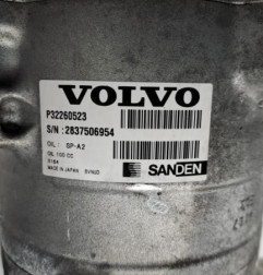Compresseur clim VOLVO V 60 3 Photo n°5