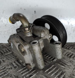 Pompe de direction FORD FIESTA 5