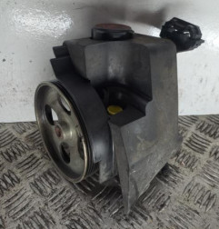 Pompe de direction PEUGEOT 206+