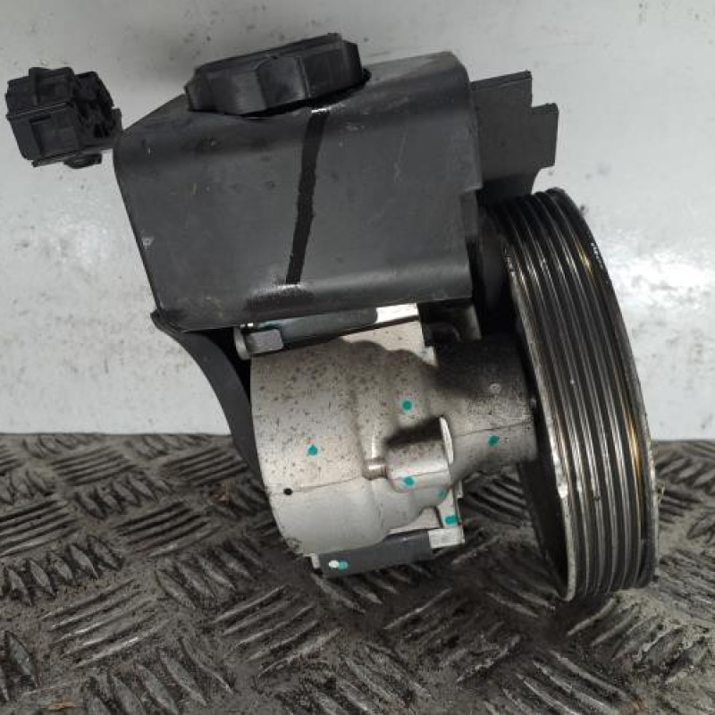 Pompe de direction PEUGEOT 206+
