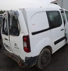 Porte avant droit CITROEN BERLINGO 2 Photo n°6