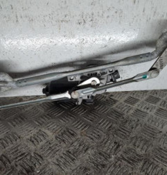 Moteur essuie glace avant TOYOTA COROLLA VERSO 2