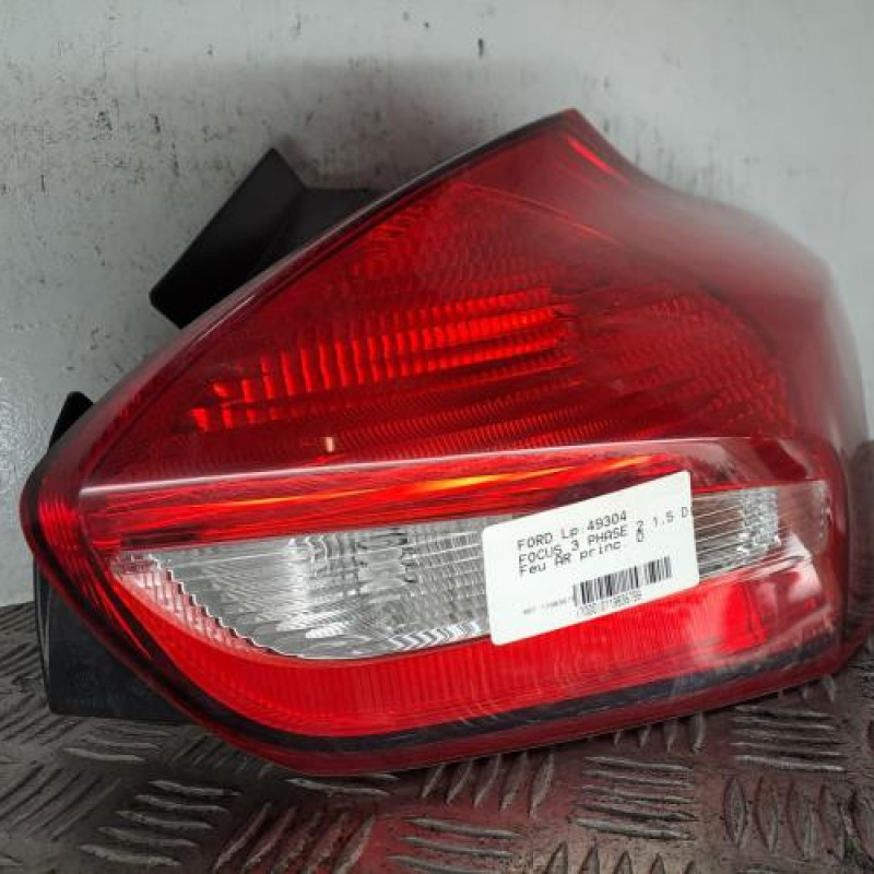 Feu arriere principal droit (feux) FORD FOCUS 3