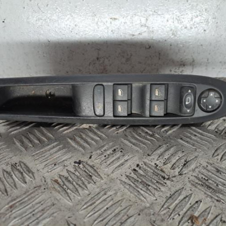 Interrupteur de leve vitre avant gauche CITROEN C4 2 Photo n°1
