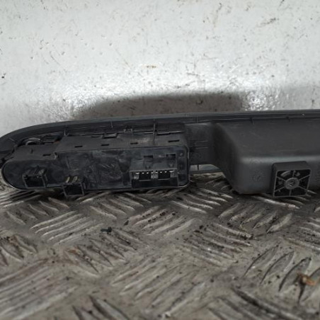 Interrupteur de leve vitre avant gauche CITROEN C4 2