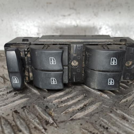 Interrupteur de leve vitre avant gauche RENAULT KOLEOS 1 Photo n°1