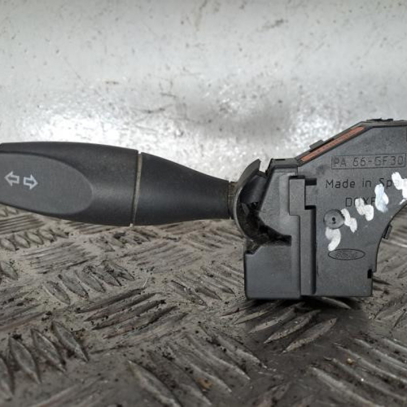 Commodo phare FORD FOCUS 1