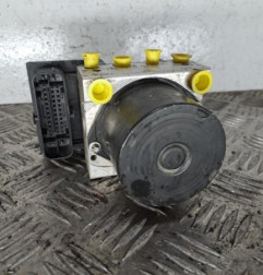 Bloc ABS (freins anti-blocage) VOLKSWAGEN POLO 4 Photo n°1