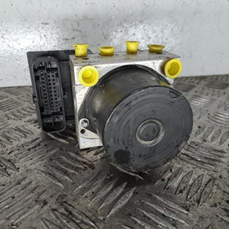 Bloc ABS (freins anti-blocage) VOLKSWAGEN POLO 4