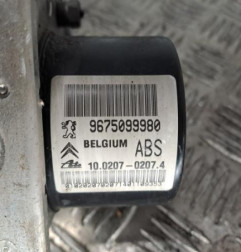 Bloc ABS (freins anti-blocage) CITROEN C3 2 Photo n°3