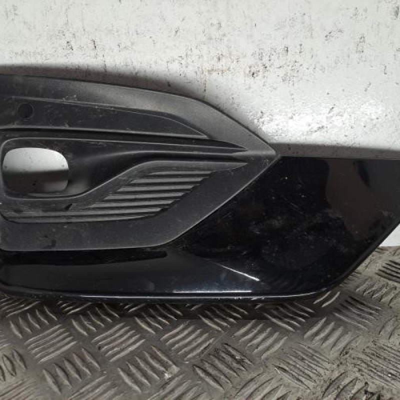 Enjoliveur anti brouillard FORD FOCUS 4