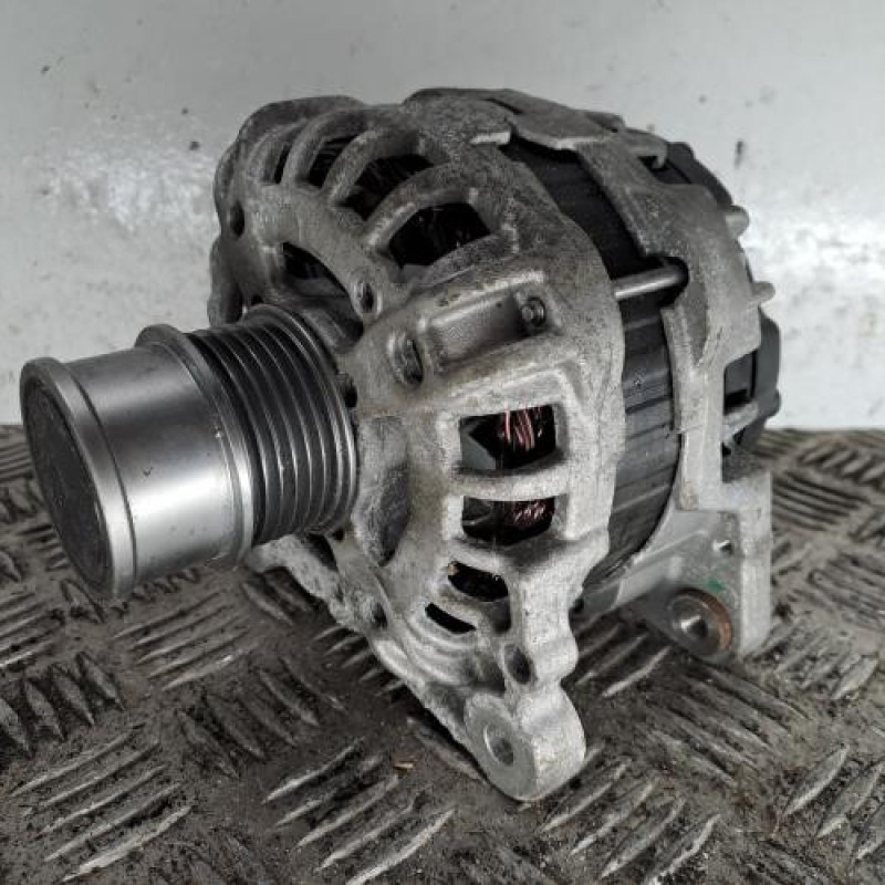 Alternateur VOLKSWAGEN POLO 5