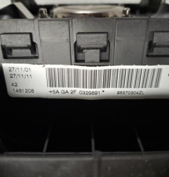 Air bag conducteur PEUGEOT 106 Photo n°4