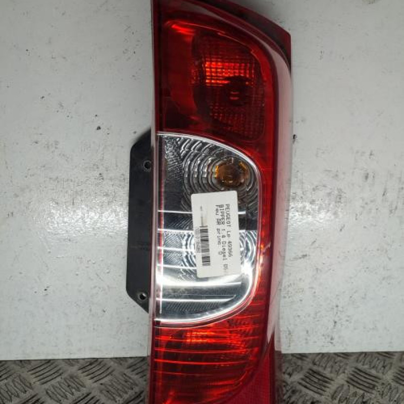 Feu arriere principal droit (feux) PEUGEOT BIPPER