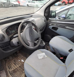 Porte avant gauche PEUGEOT BIPPER Photo n°8