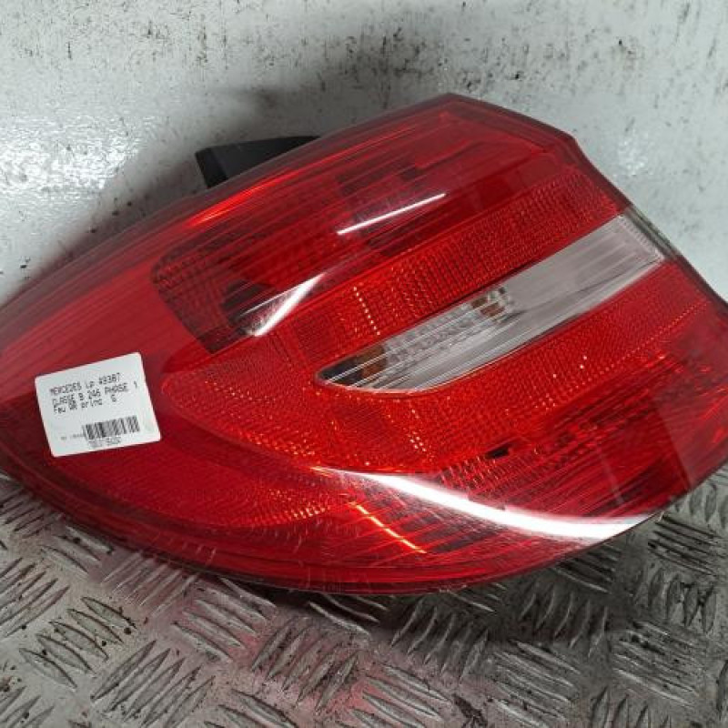 Feu arriere principal gauche (feux) MERCEDES CLASSE B 246