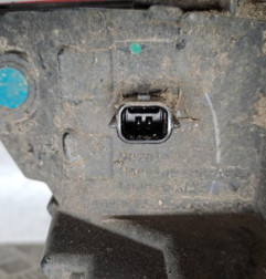 Anti brouillard arriere gauche RENAULT ESPACE 6 Photo n°3