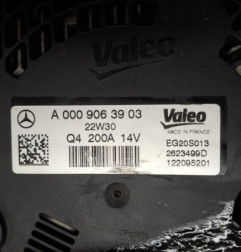 Alternateur MERCEDES CLASSE B 247 Photo n°4