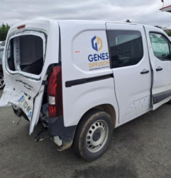 Alternateur PEUGEOT PARTNER 3 Photo n°8