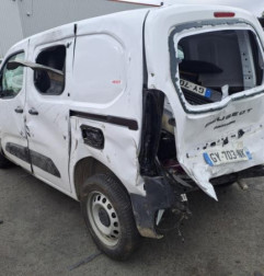 Alternateur PEUGEOT PARTNER 3 Photo n°9