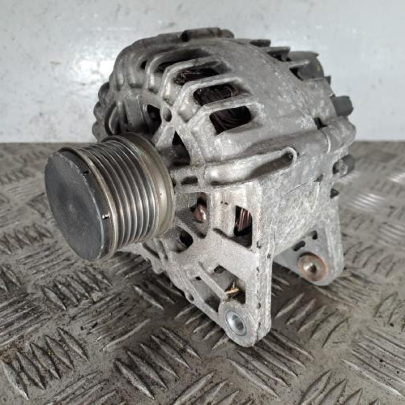 Alternateur RENAULT CLIO 4
