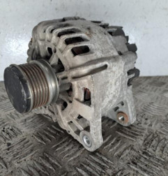 Alternateur DACIA DUSTER 1 Photo n°1