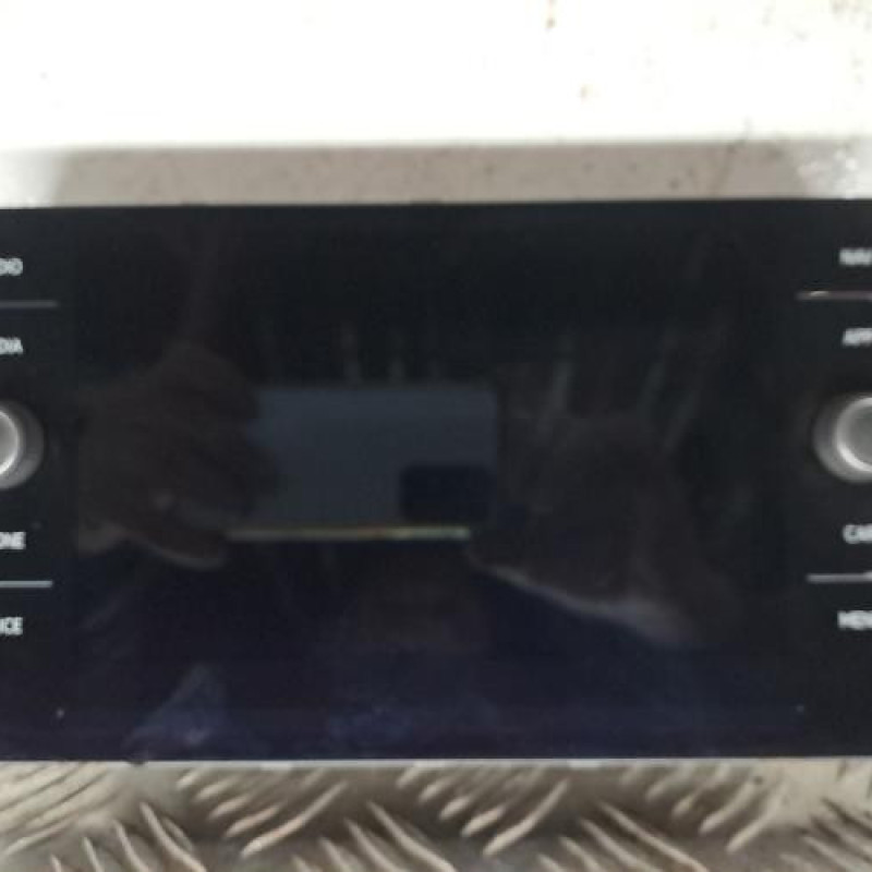 Ecran GPS VOLKSWAGEN POLO 6
