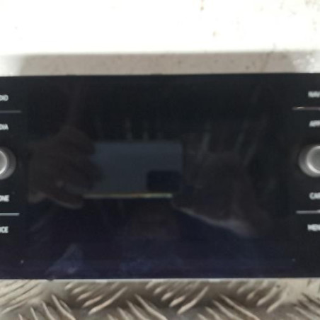 Ecran GPS VOLKSWAGEN POLO 6 Photo n°1